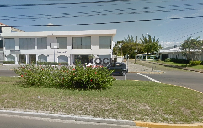 Prédio comercial de esquina em Atlântida: 2ª foto da galeria de imagens do imóvel