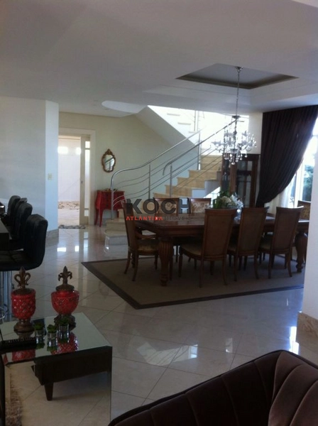 Sobrado luxuoso, com 05 suítes, em Capão da Canoa RS: 6ª foto da galeria de imagens do imóvel