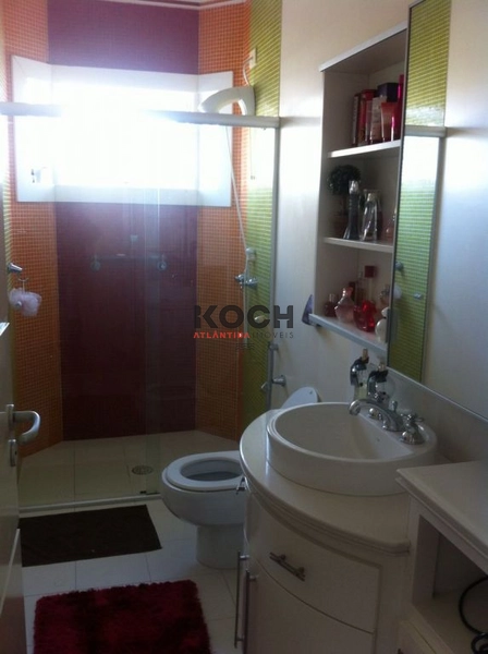 Sobrado luxuoso, com 05 suítes, em Capão da Canoa RS: 22ª foto da galeria de imagens do imóvel