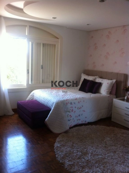 Sobrado luxuoso, com 05 suítes, em Capão da Canoa RS: 20ª foto da galeria de imagens do imóvel