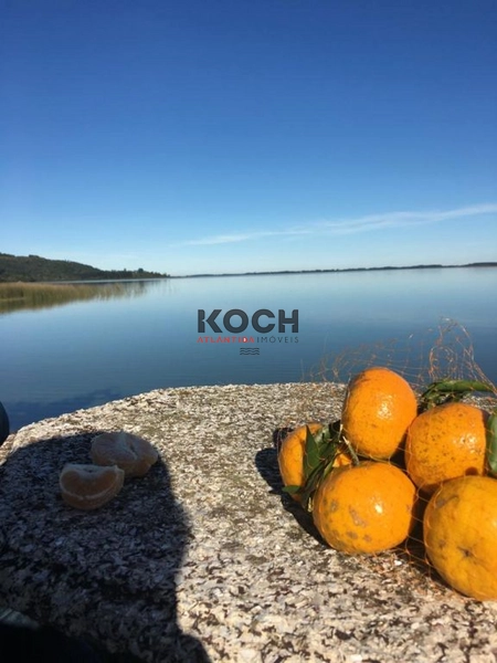 Área com 1,7 hectares na frente da lagoa: 26ª foto da galeria de imagens do imóvel