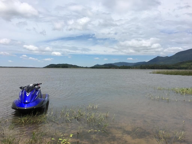 Área com 1,7 hectares na frente da lagoa: 27ª foto da galeria de imagens do imóvel