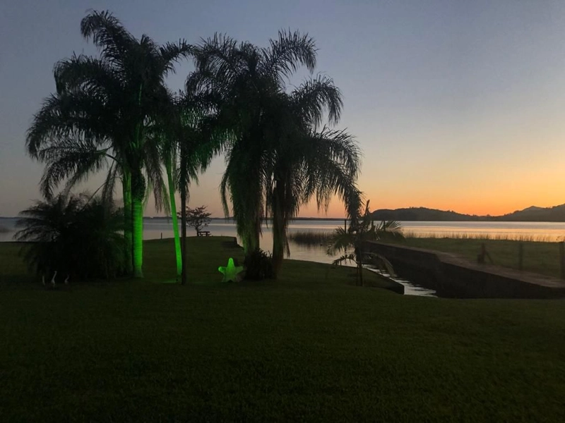 Área com 1,7 hectares na frente da lagoa: 15ª foto da galeria de imagens do imóvel