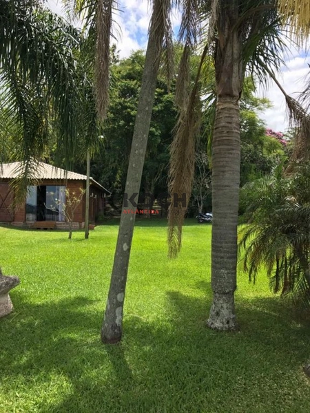 Área com 1,7 hectares na frente da lagoa: 10ª foto da galeria de imagens do imóvel