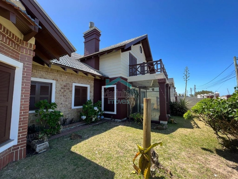 CASA À VENDA EM ATLANTIDA SUL BEIRA MAR: 2ª foto da galeria de imagens do imóvel