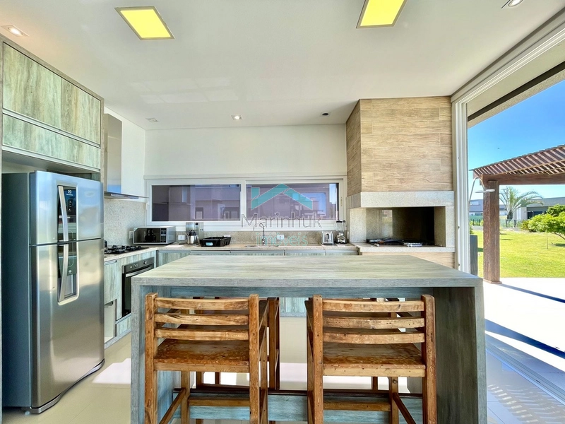 SOBRADO BEIRA LAGO À VENDA NO CONDOMINIO RIVIERA: 10ª foto da galeria de imagens do imóvel