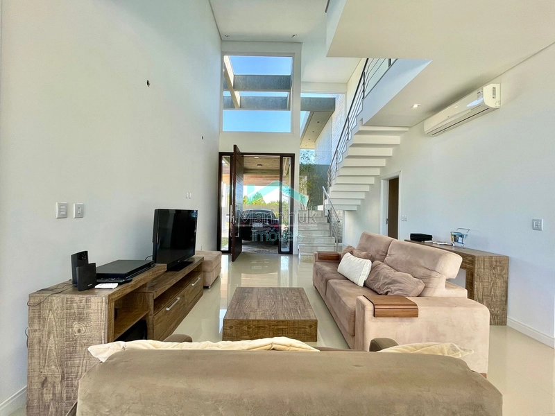 SOBRADO BEIRA LAGO À VENDA NO CONDOMINIO RIVIERA: 6ª foto da galeria de imagens do imóvel