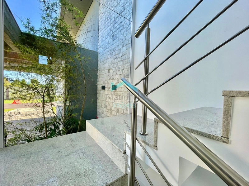 SOBRADO BEIRA LAGO À VENDA NO CONDOMINIO RIVIERA: 30ª foto da galeria de imagens do imóvel