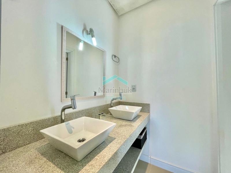 SOBRADO BEIRA LAGO À VENDA NO CONDOMINIO RIVIERA: 35ª foto da galeria de imagens do imóvel