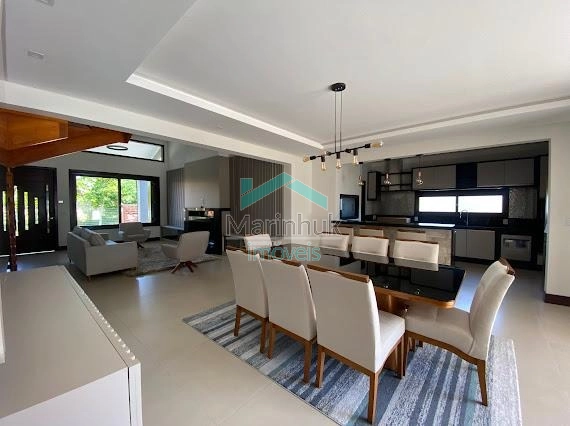 CASA À VENDA EM ATLÂNTIDA: 5ª foto da galeria de imagens do imóvel