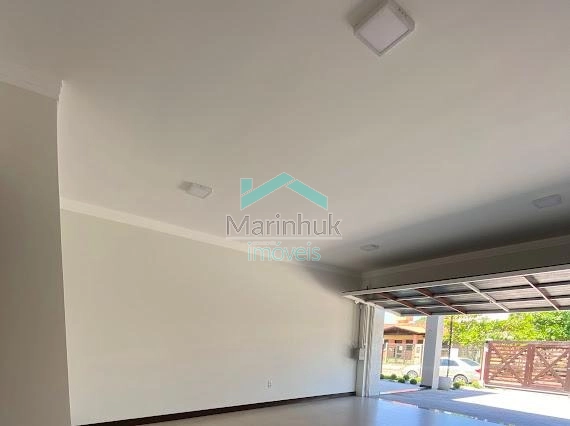 CASA À VENDA EM ATLÂNTIDA: 21ª foto da galeria de imagens do imóvel