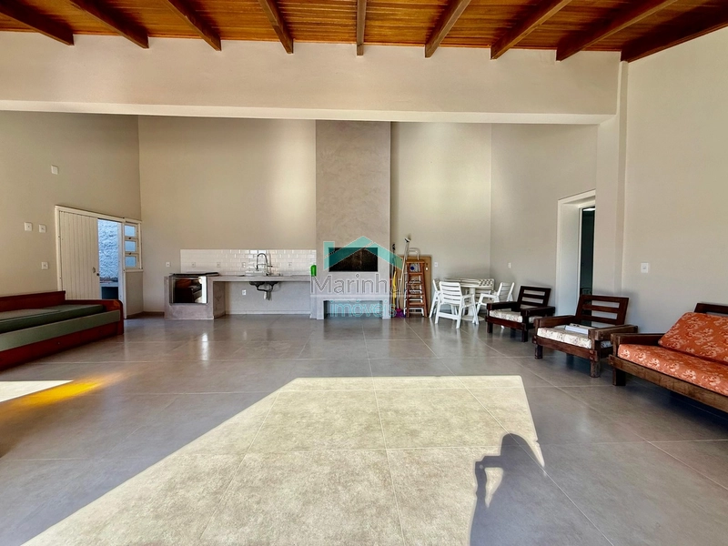 CASA À VENDA EM RAINHA DO MAR: 10ª foto da galeria de imagens do imóvel