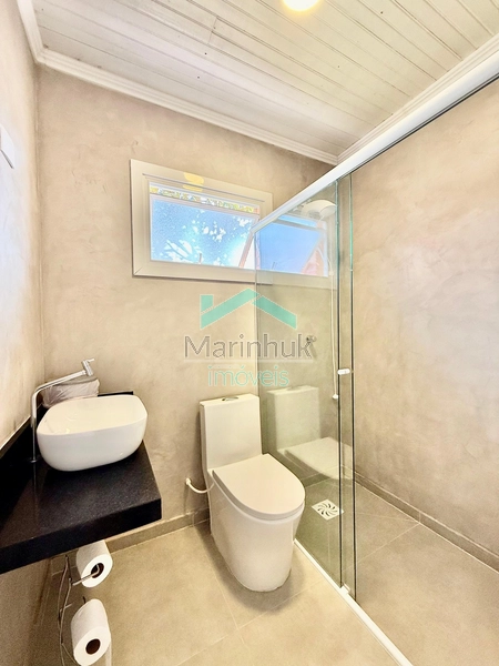 CASA À VENDA EM RAINHA DO MAR: 5ª foto da galeria de imagens do imóvel