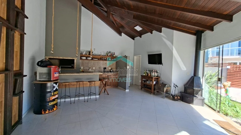 SOBRADO À VENDA EM RAINHA DO MAR: 25ª foto da galeria de imagens do imóvel