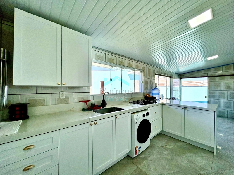 CASA À VENDA EM RAINHA DO MAR: 6ª foto da galeria de imagens do imóvel