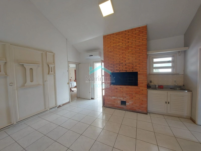 CASA À VENDA EM ATLÂNTIDA: 11ª foto da galeria de imagens do imóvel