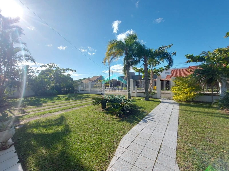 CASA À VENDA EM ATLÂNTIDA: 16ª foto da galeria de imagens do imóvel