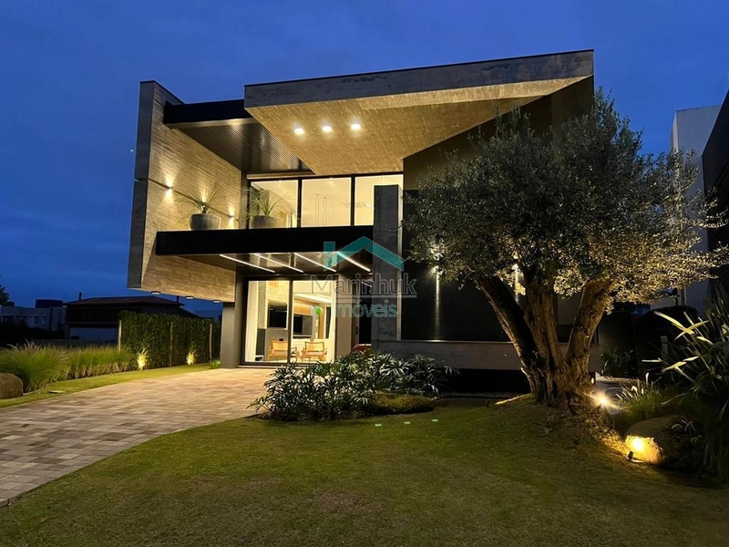 SOBRADO À VENDA NO CONDOMINIO ENSEADA