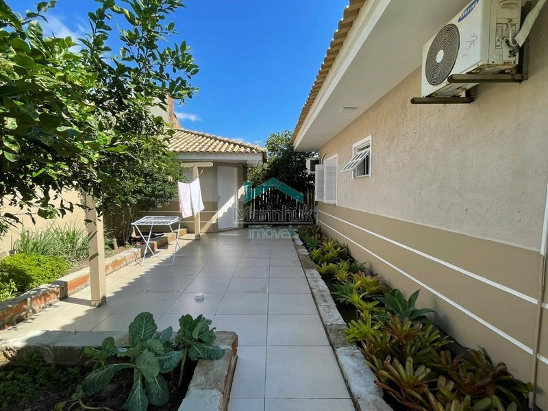 CASA À VENDA EM ATLÂNTIDA: 27ª foto da galeria de imagens do imóvel