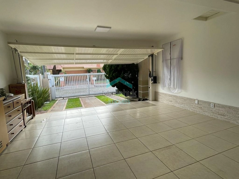 CASA À VENDA EM ATLÂNTIDA: 6ª foto da galeria de imagens do imóvel