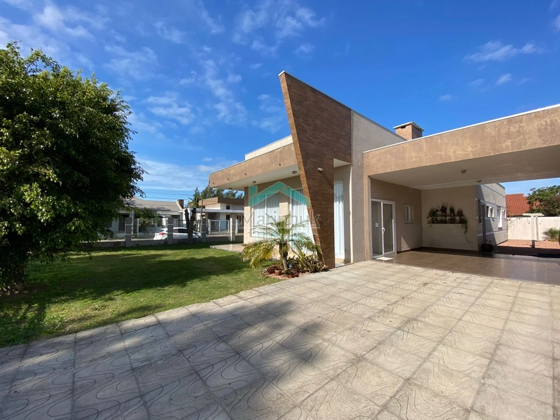 CASA À VENDA EM ATLÂNTIDA: 1ª foto da galeria de imagens do imóvel