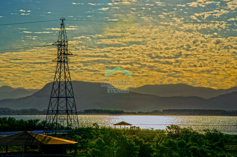 SOBRADO À VENDA NO CONDOMINIO CAPÃO ILHAS RESORT: 26ª foto da galeria de imagens do imóvel