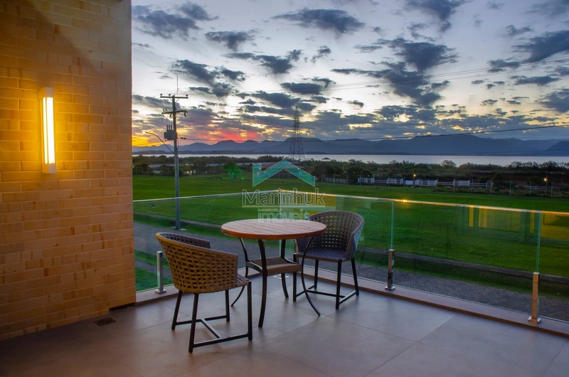 SOBRADO À VENDA NO CONDOMINIO CAPÃO ILHAS RESORT: 9ª foto da galeria de imagens do imóvel