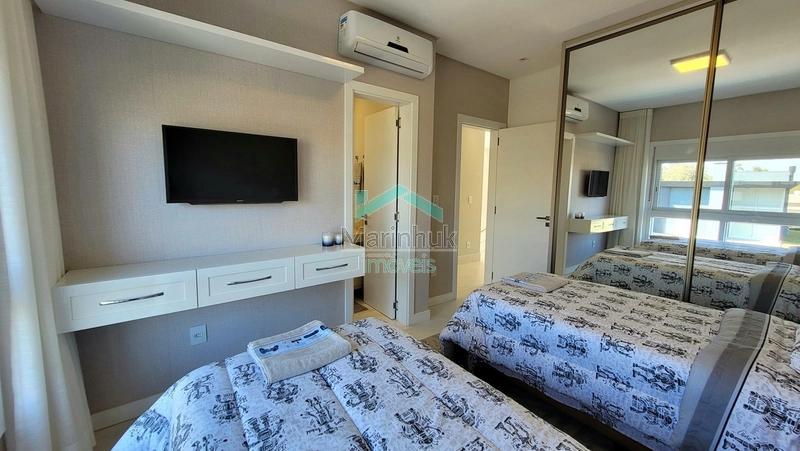 SOBRADO À VENDA NO CONDOMINIO CAPÃO ILHAS RESORT: 18ª foto da galeria de imagens do imóvel