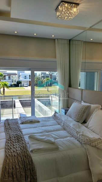 SOBRADO À VENDA NO CONDOMINIO CAPÃO ILHAS RESORT: 24ª foto da galeria de imagens do imóvel