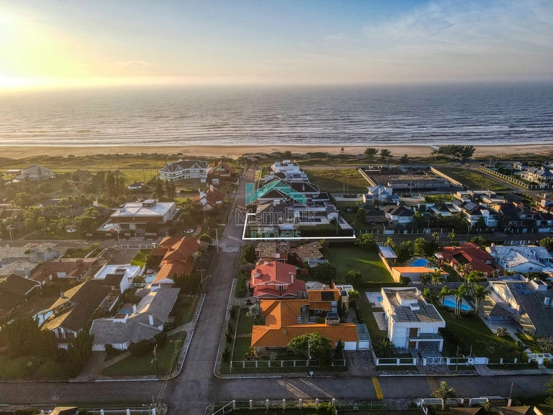 CASA À VENDA EM ATLANTIDA REGIÃO DO CABURÉ: 12ª foto da galeria de imagens do imóvel