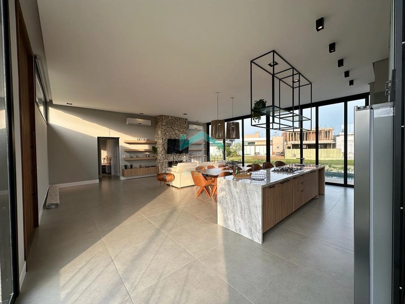 CASA À VENDA NO CONDOMINIO RIVIERA: 30ª foto da galeria de imagens do imóvel