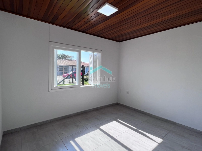 CASA À VENDA EM MARISTELA: 3ª foto da galeria de imagens do imóvel