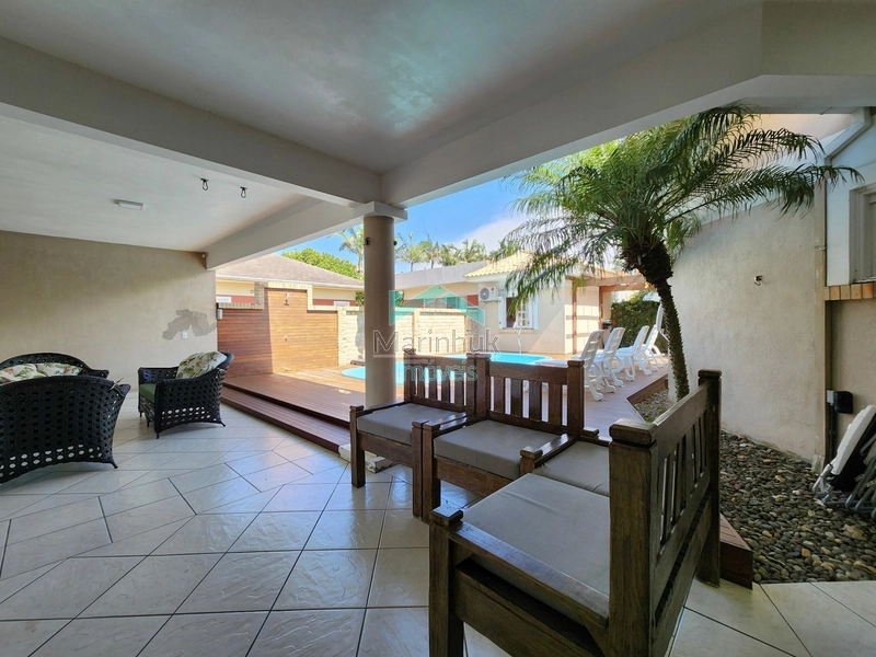 CASA À VENDA EM ATLÂNTIDA: 11ª foto da galeria de imagens do imóvel