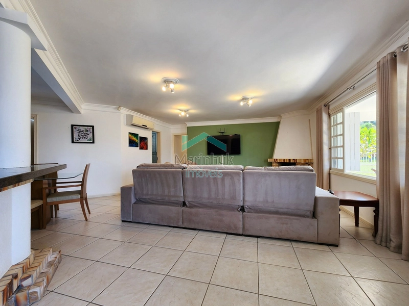 CASA À VENDA EM ATLÂNTIDA: 5ª foto da galeria de imagens do imóvel
