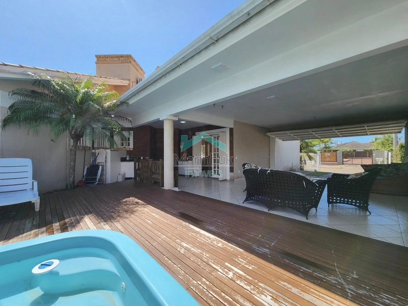 CASA À VENDA EM ATLÂNTIDA: 15ª foto da galeria de imagens do imóvel