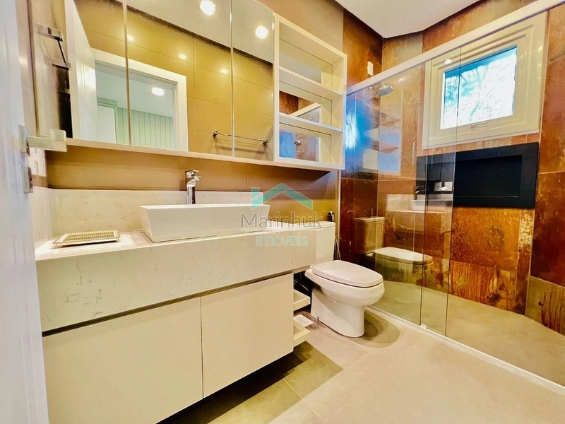CASA À VENDA EM ATLÂNTIDA: 61ª foto da galeria de imagens do imóvel