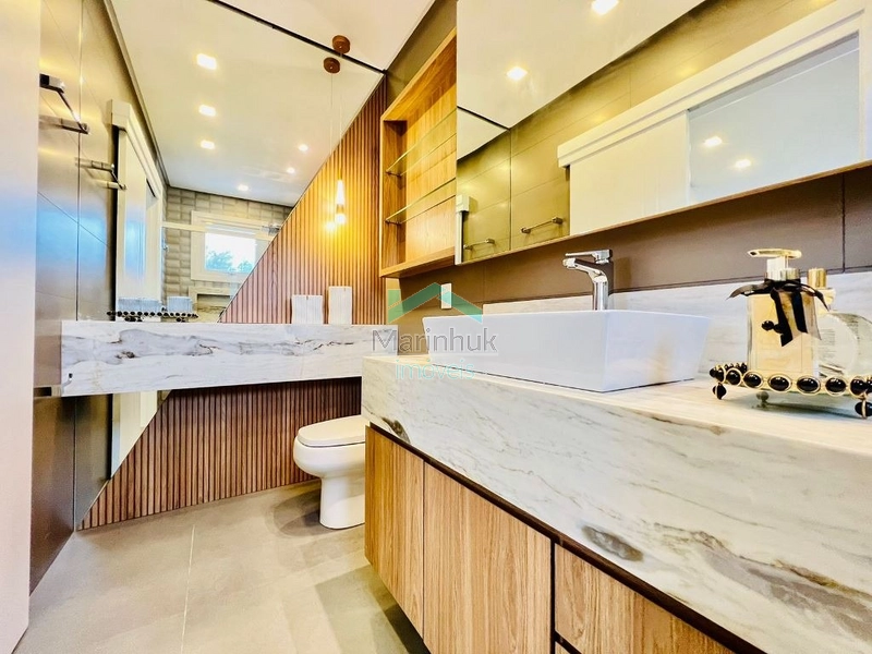 CASA À VENDA EM ATLÂNTIDA: 54ª foto da galeria de imagens do imóvel