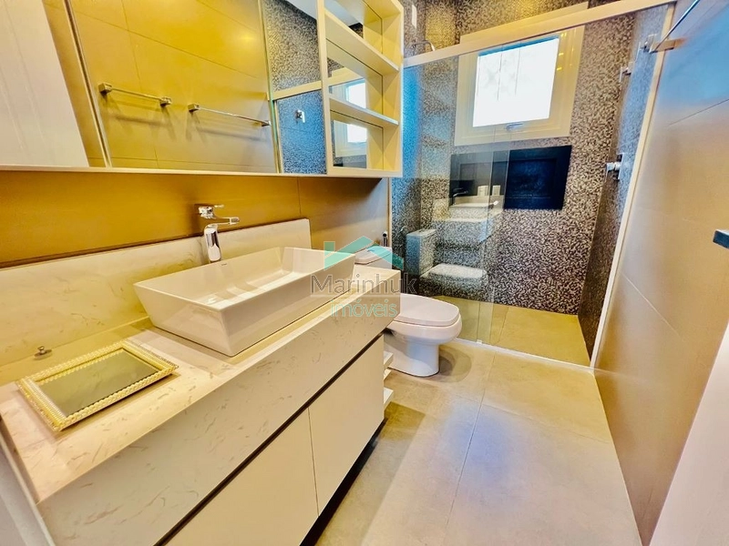 CASA À VENDA EM ATLÂNTIDA: 73ª foto da galeria de imagens do imóvel