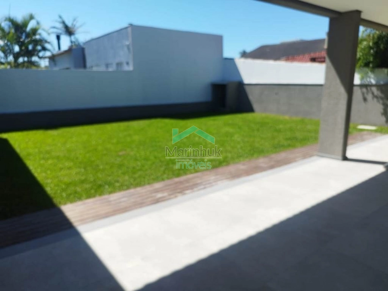 CASA À VENDA EM ATLÂNTIDA: 31ª foto da galeria de imagens do imóvel