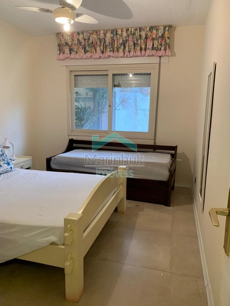 CASA À VENDA EM ATLÂNTIDA: 3ª foto da galeria de imagens do imóvel