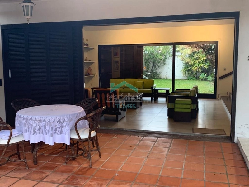 CASA À VENDA EM ATLÂNTIDA: 6ª foto da galeria de imagens do imóvel