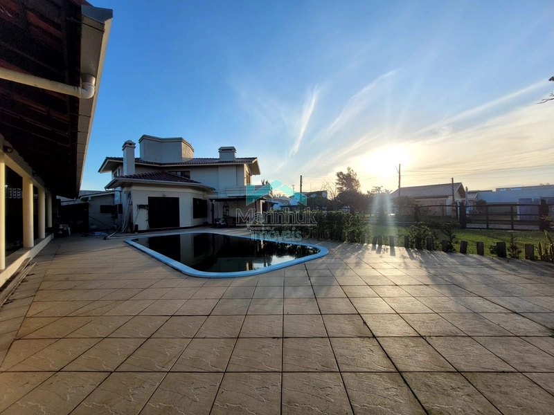 SOBRADO EXCLUSIVO À VENDA – PRAIA DE MARIÁPOLIS : 4ª foto da galeria de imagens do imóvel