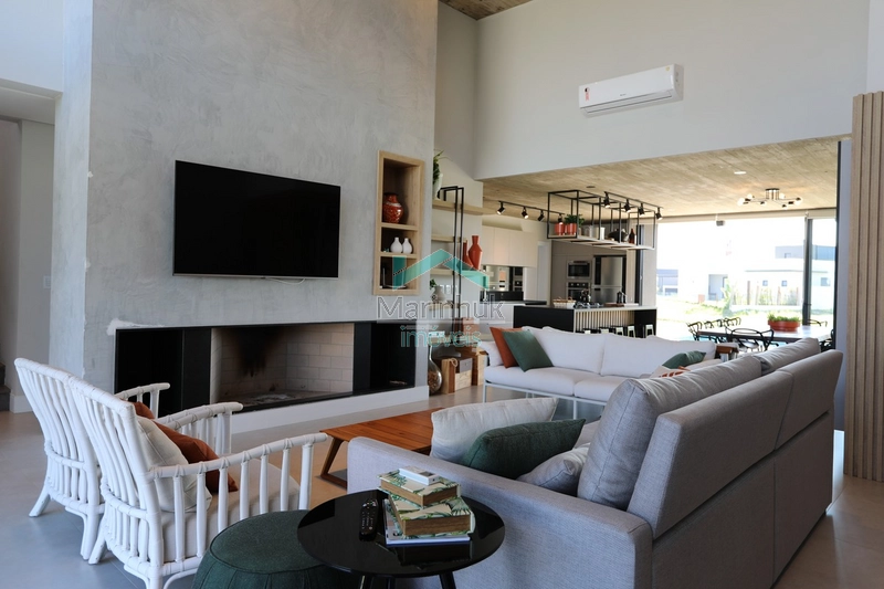 SOBRADO À VENDA NO CONDOMINIO RIVIERA: 6ª foto da galeria de imagens do imóvel