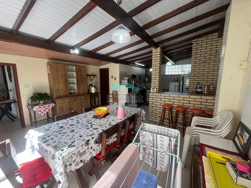 CASA À VENDA NO ARPOADOR: 10ª foto da galeria de imagens do imóvel