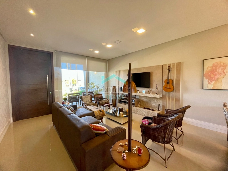 CASA À VENDA NO CONDOMINIO LAS PALMAS: 3ª foto da galeria de imagens do imóvel