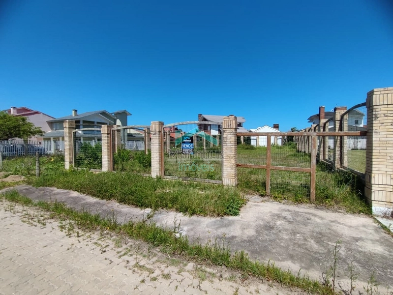 TERRENO À VENDA EM RAINHA DO MAR: 2ª foto da galeria de imagens do imóvel