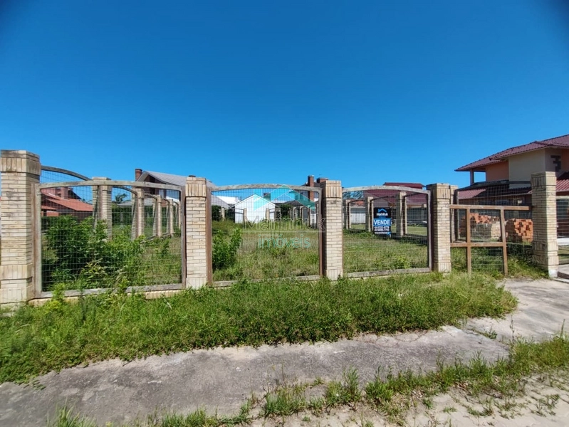 TERRENO À VENDA EM RAINHA DO MAR