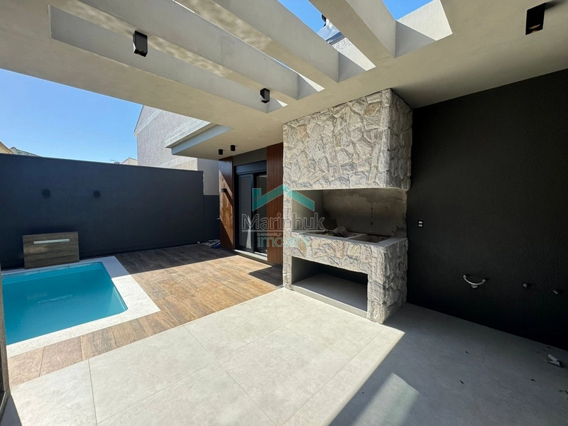 CASA À VENDA EM RAINHA DO MAR: 7ª foto da galeria de imagens do imóvel