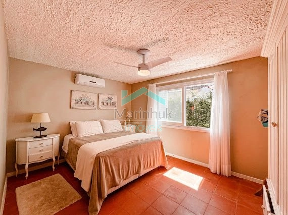 CASA À VENDA EM ATLÂNTIDA: 11ª foto da galeria de imagens do imóvel