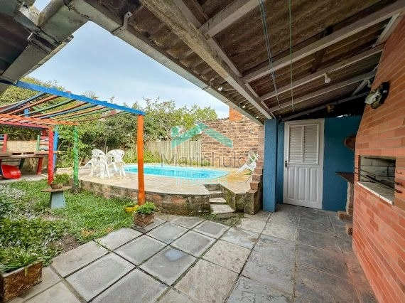 CASA À VENDA EM ATLÂNTIDA: 15ª foto da galeria de imagens do imóvel